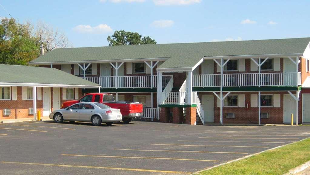 Luxury Inn פורסט סיטי מראה חיצוני תמונה